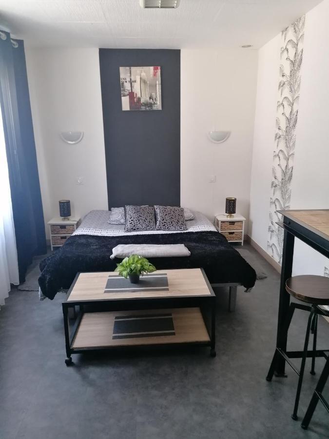Charmant Appartement Entre Vitre Et Fougeres Chatillon-en-Vendelais Bagian luar foto