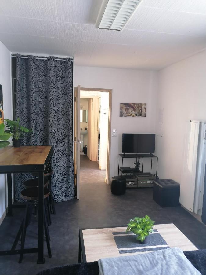 Charmant Appartement Entre Vitre Et Fougeres Chatillon-en-Vendelais Bagian luar foto